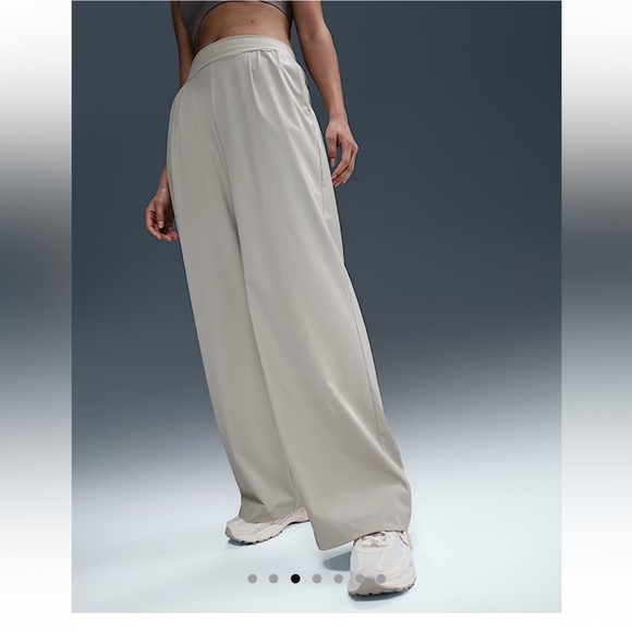 Nike Women's Wide-Leg Pants in Cream - Picture 1 of 13